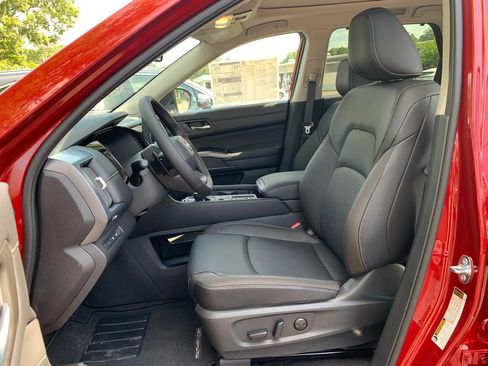 New 2026 Nissan Pathfinder SL w/ SL Premium Package FWD image 24