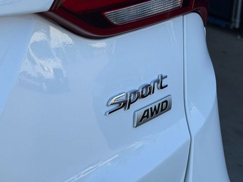 Used 2017 Hyundai Santa Fe Sport AWD/4WD image 34
