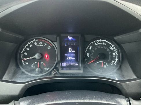 Used 2020 Toyota Tacoma SR w/ SR Convenience Package RWD image 21