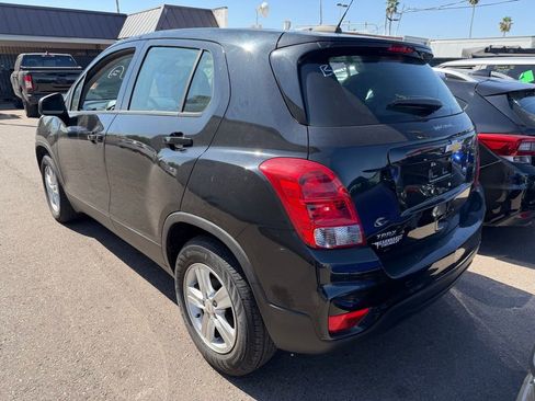 Used 2020 Chevrolet Trax LS image 4