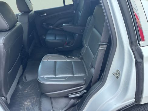 Used 2019 GMC Yukon SLT AWD/4WD image 17