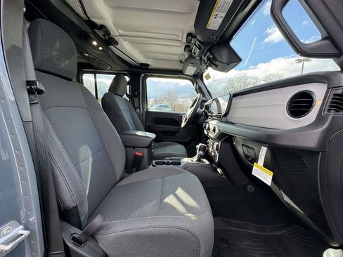New 2026 Jeep Gladiator Willys image 16