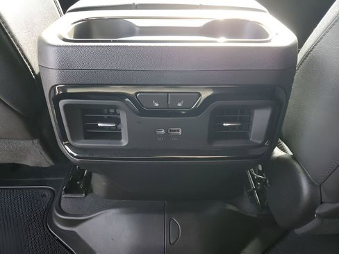 Used 2023 GMC Sierra 1500 AT4 w/ Technology Package image 21