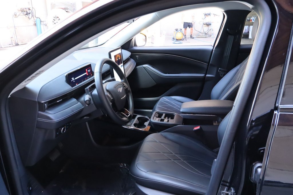 Used 2025 Ford Mustang Mach-E Select RWD image 16
