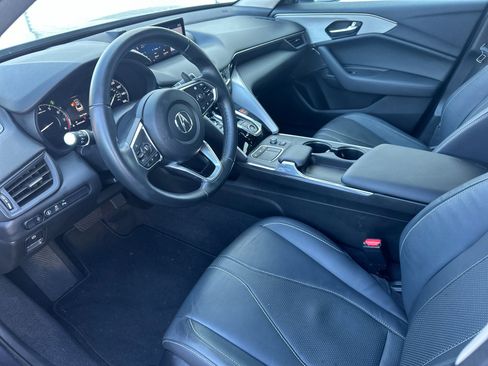 Used 2022 Acura TLX w/ Technology Package image 9