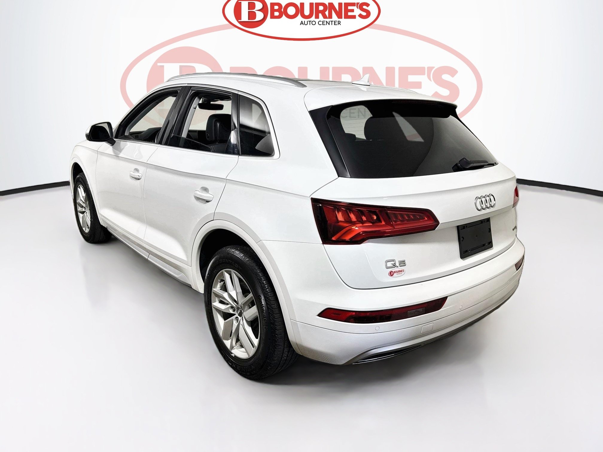 Used 2020 Audi Q5 2.0T Premium w/ Convenience Package AWD/4WD image 8