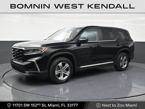 Used 2025 Honda Pilot EX-L image 1