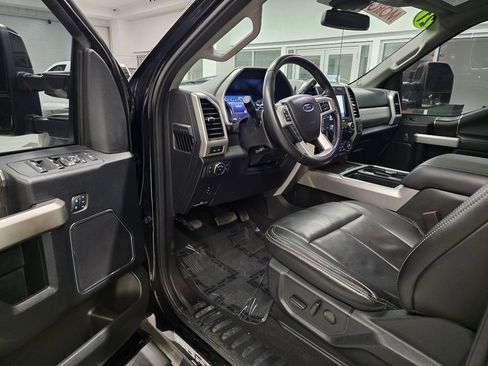 Used 2021 Ford F250 Lariat image 18