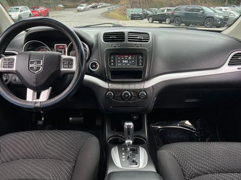Used 2018 Dodge Journey SE w/ Connectivity Group image 15
