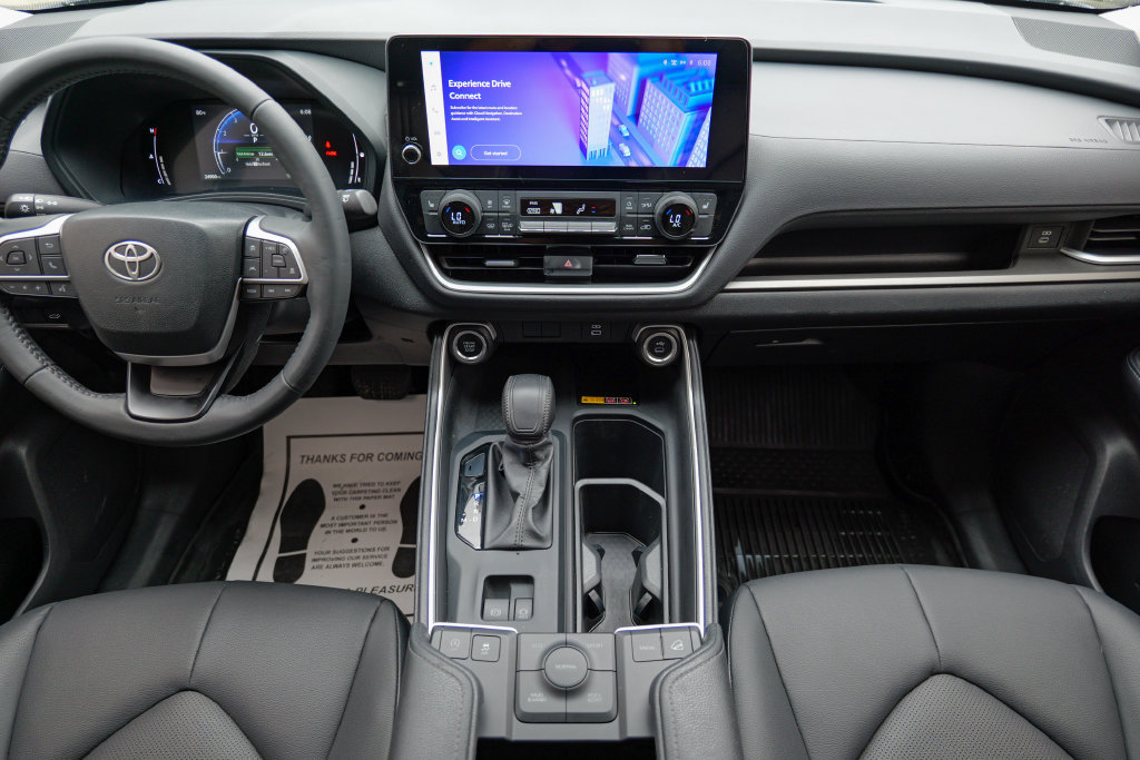 Used 2024 Toyota Grand Highlander AWD image 49