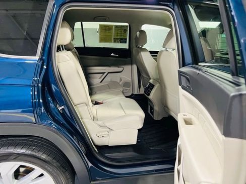 Used 2022 Volkswagen Atlas SE AWD/4WD image 30
