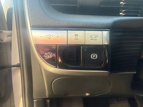 Used 2023 Hyundai Ioniq 5 Limited AWD/4WD image 12
