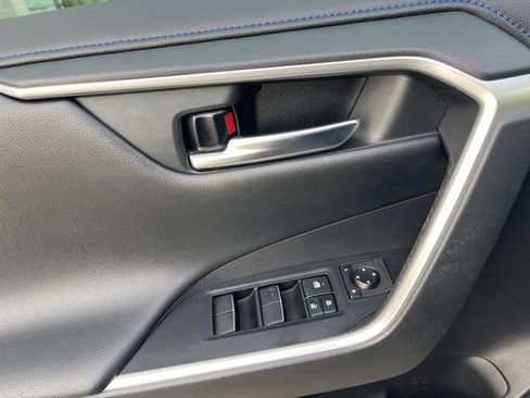 Used 2020 Toyota RAV4 XSE image 11