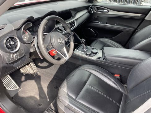 Used 2018 Alfa Romeo Stelvio Sport w/ Quick Order Package 22J Sport image 8