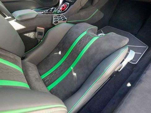 Used 2023 Lamborghini Huracan Tecnica RWD image 87