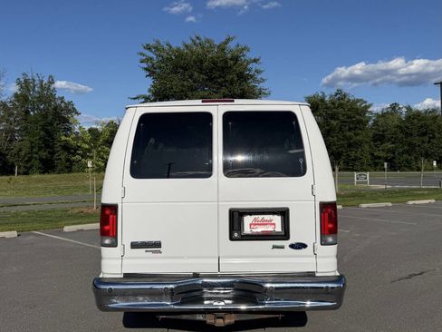 Used 2012 Ford E-350 and Econoline 350 XLT RWD image 4
