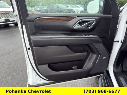 Used 2021 Chevrolet Tahoe Premier w/ Premium Package AWD/4WD image 22