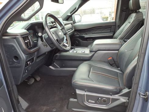 Used 2023 Ford Expedition Max Platinum image 10
