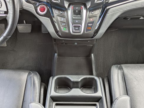 Used 2022 Honda Odyssey Touring image 19