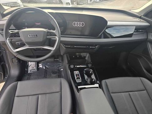 New 2025 Audi Q6 e-tron Premium image 24