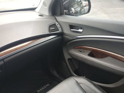 Used 2018 Acura MDX FWD image 19