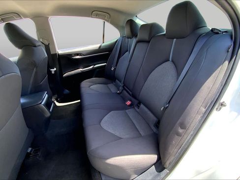 Used 2021 Toyota Camry LE FWD image 20