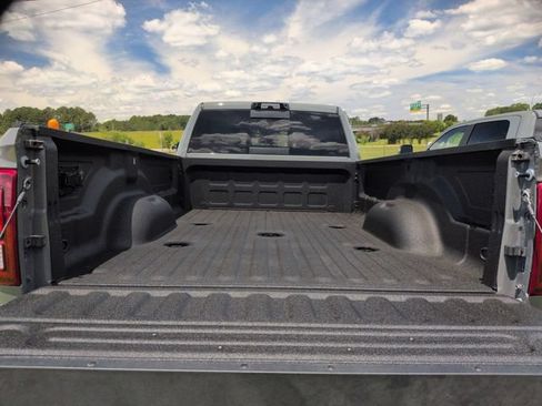 New 2026 RAM 3500 Limited AWD/4WD image 31