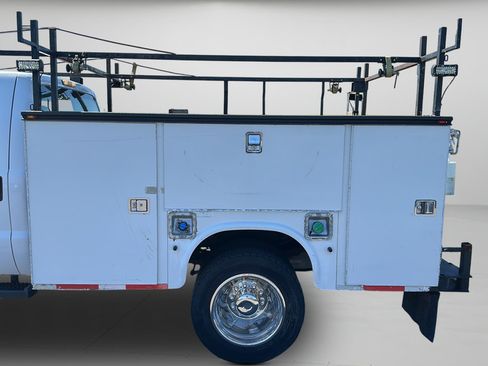 Used 2013 Ford F450 XL w/ PWR Equipment Group AWD/4WD image 11