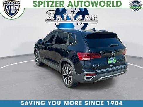 Used 2023 Volkswagen Taos SE w/ Panoramic Sunroof Package AWD/4WD image 7