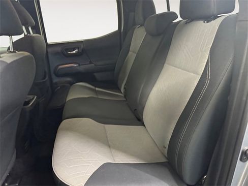 Used 2020 Toyota Tacoma 4x4 Double Cab image 21