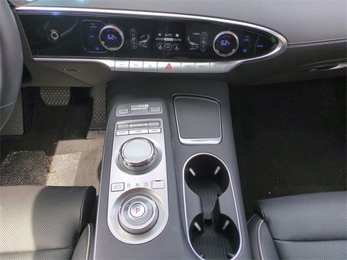 Certified 2024 Genesis Electrified GV70 Advanced image 18
