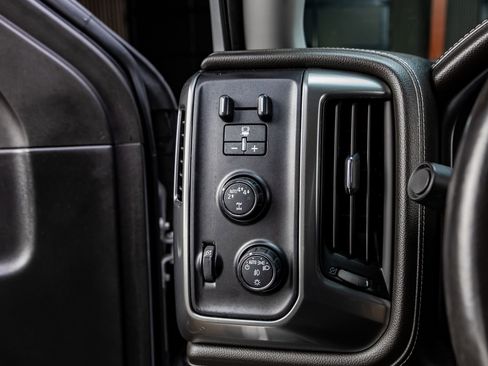 Used 2017 Chevrolet Silverado 1500 LTZ w/ Sport Package image 21