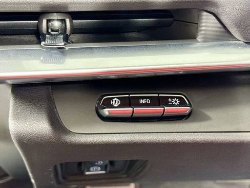 Used 2021 Chevrolet Corvette Stingray Preferred Conv w/ Z51 Performance Package image 10