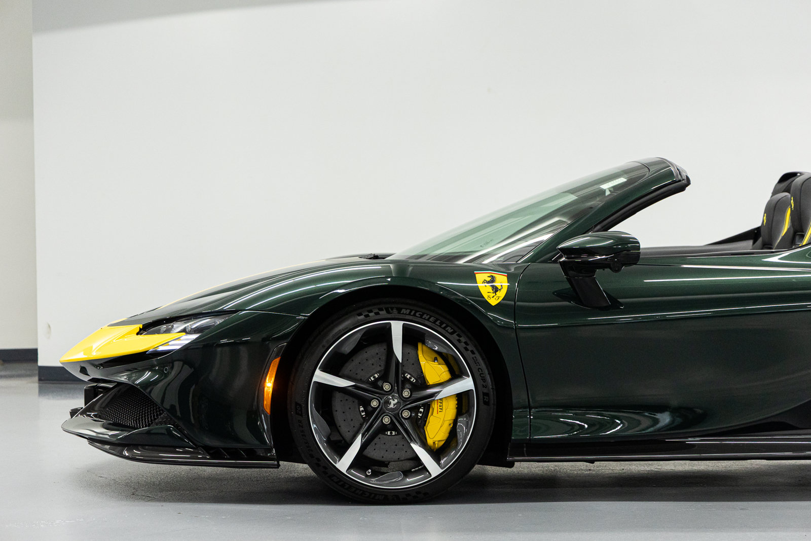 Used 2025 Ferrari SF90 Spider AWD/4WD image 38