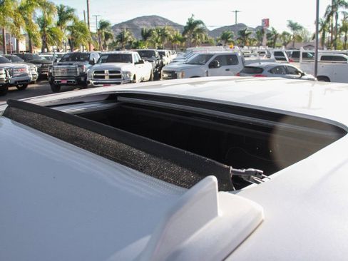 Used 2025 GMC Sierra 2500 Denali Ultimate AWD/4WD image 32