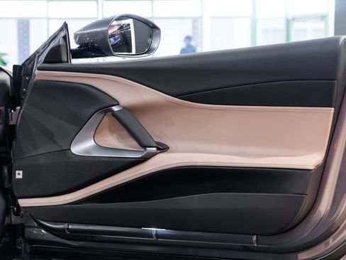 Certified 2021 Ferrari 812 GTS RWD image 48