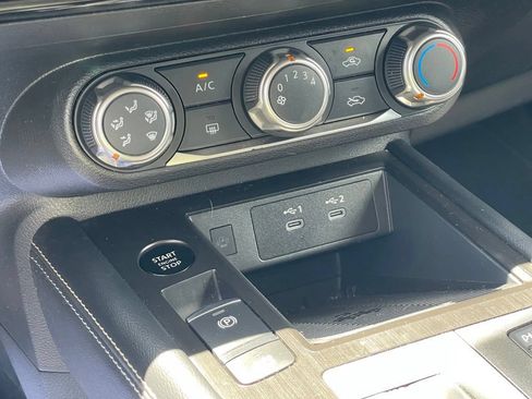 Certified 2025 Nissan Kicks SV AWD/4WD image 25