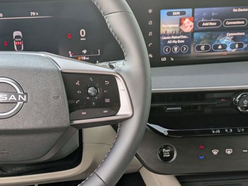 New 2025 Nissan Murano SV image 12