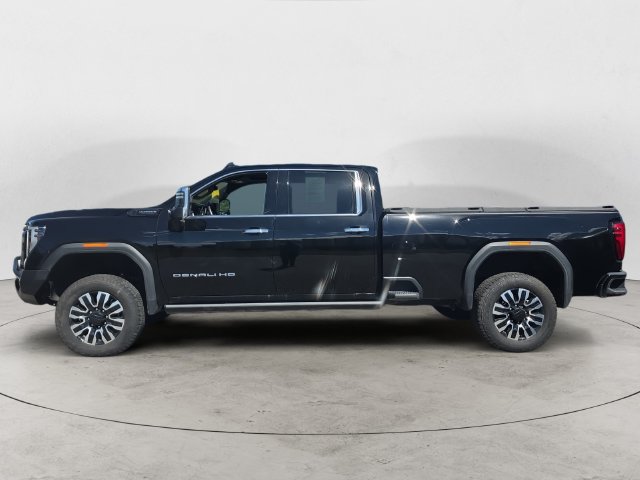Used 2025 GMC Sierra 2500 Denali Ultimate AWD/4WD image 8