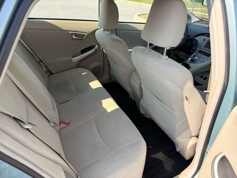 Used 2014 Toyota Prius Three image 12
