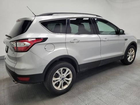Used 2018 Ford Escape SE image 10