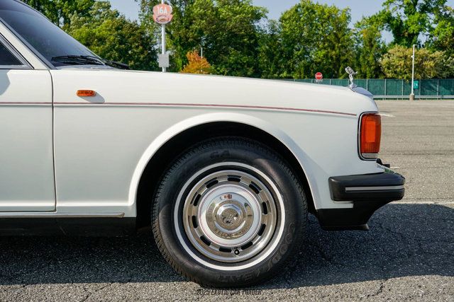 Used 1989 Rolls-Royce Silver Spirit RWD image 11