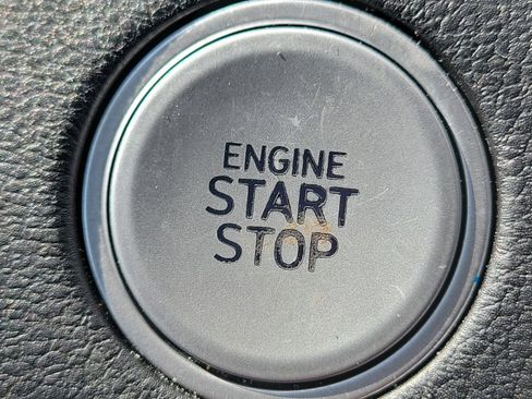 Used 2024 Hyundai Tucson Limited image 28