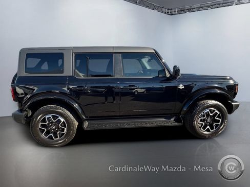 Used 2025 Ford Bronco Outer Banks AWD/4WD image 3