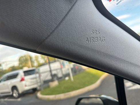 Used 2021 Toyota Prius LE w/ Carpet Mat Package (TMS) FWD image 43