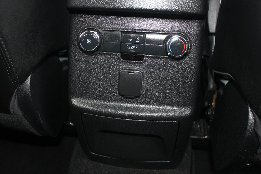 Used 2018 Ford Explorer XLT w/ Equipment Group 202A AWD/4WD image 36