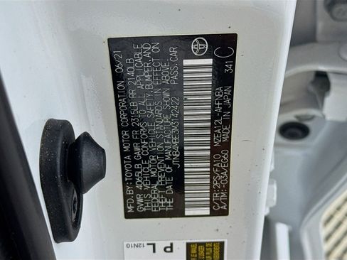 Used 2021 Toyota Corolla SE image 40