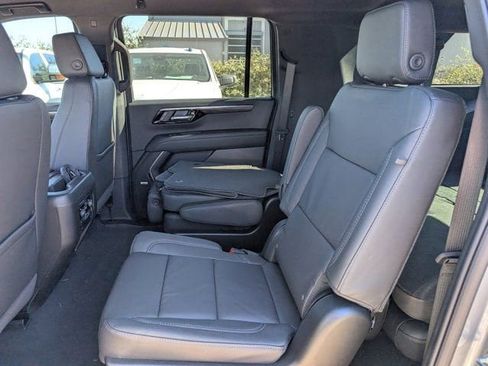 New 2026 Chevrolet Suburban LT w/ Comfort Package image 21