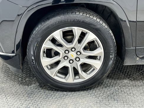 Used 2019 Chevrolet Traverse Premier w/ LPO, 'HIT The Road' Package image 38