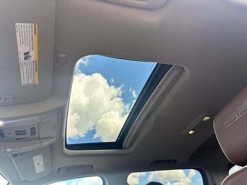 Used 2014 Chevrolet Silverado 1500 High Country w/ High Country Premium Package image 29